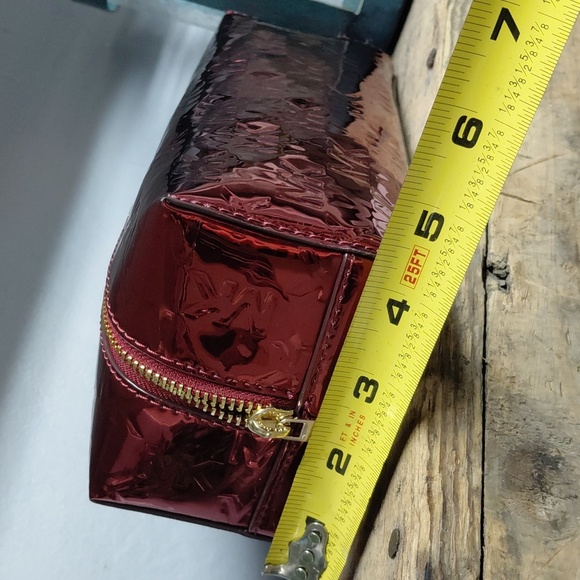 ❤️Michael Kors Shiny Red Travel Cosmetic Case Nwt❤️ - Picture 7 of 11